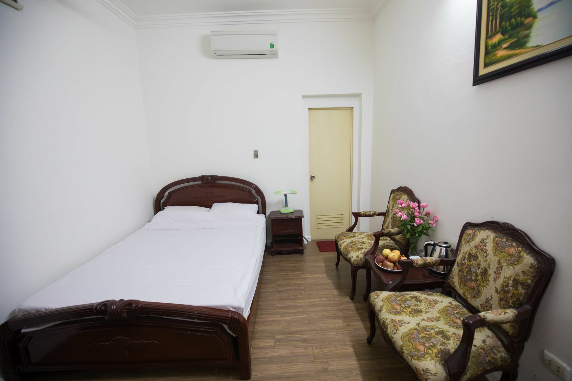Trang Tien Hotel Ханой Экстерьер фото
